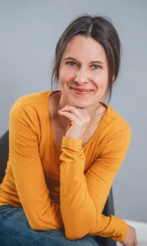 Portraitbild von Ulrike Schwier, Design & Beratung - Kommunikationsdesign